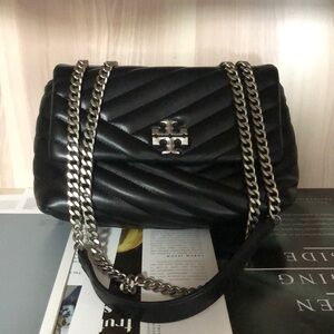 ❤️❤️❤️Kira Chevron Convertible Shoulder Bag